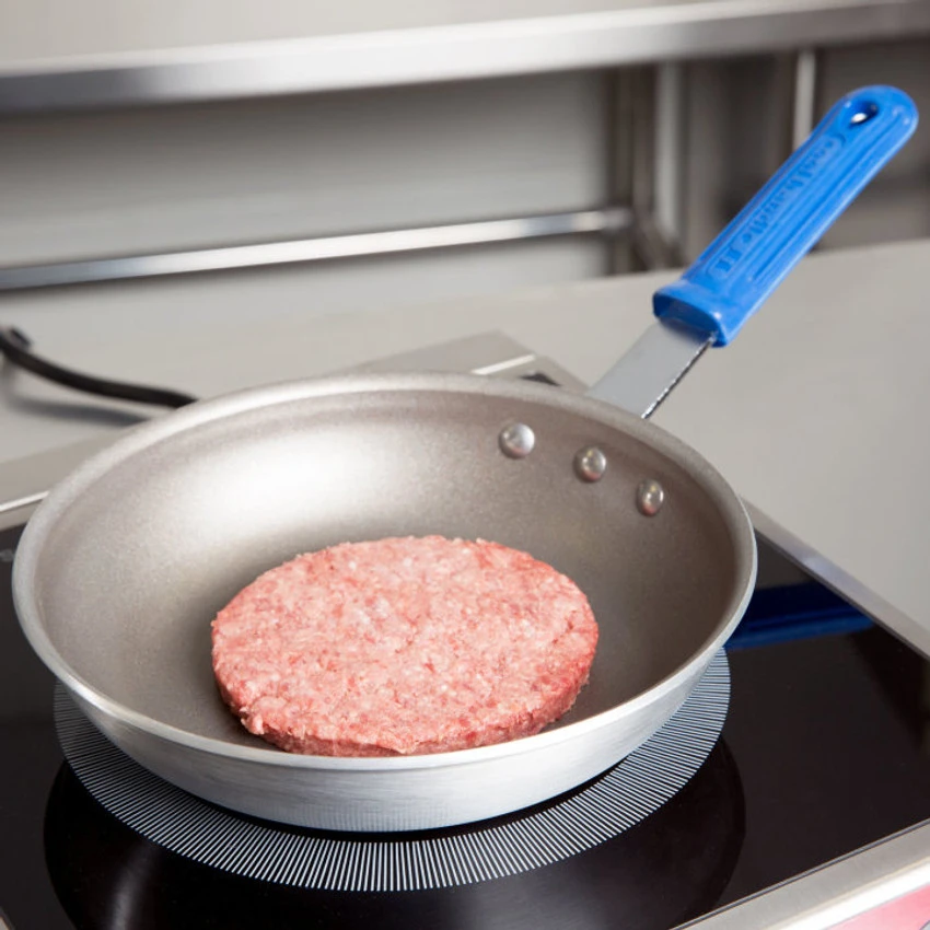 Vollrath S4008 8" Aluminum Wear-Ever Aluminum Fry Pan 3 Vollrath S4008 8" Aluminum Wear-Ever Aluminum Fry Pan